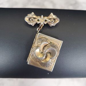 Vintage Book Locket Brooch Floral Photo Locket Pendant Victorian Deco